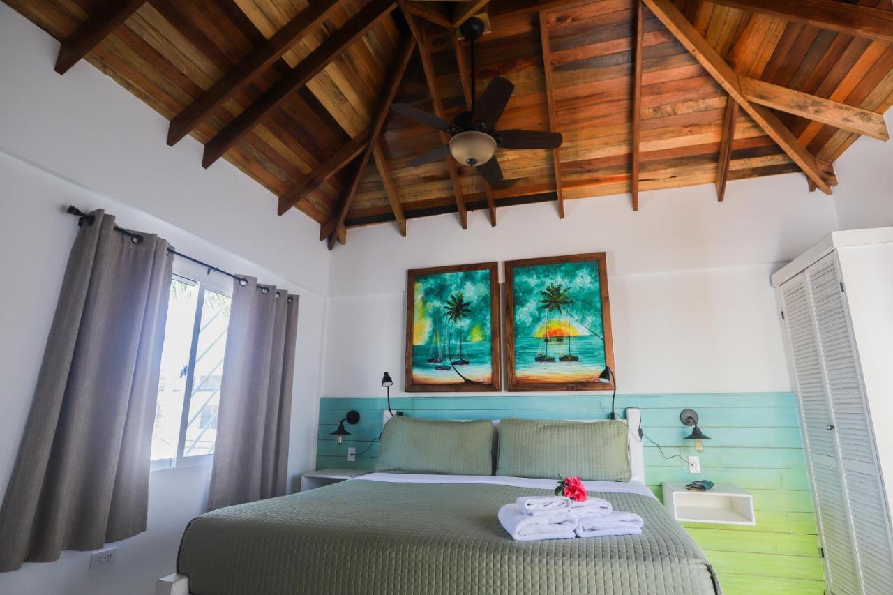 Treetops Hotel Caye Caulker Oda fotoğraf