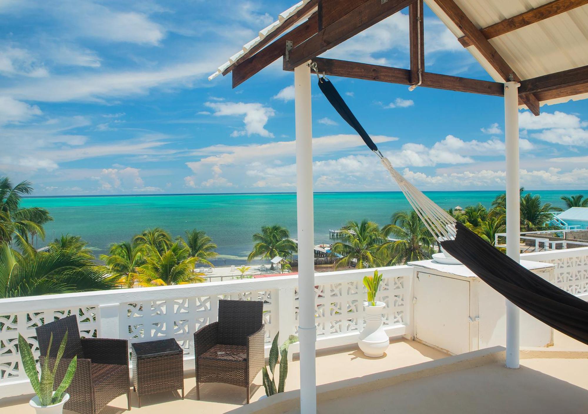 Treetops Hotel Caye Caulker Dış mekan fotoğraf
