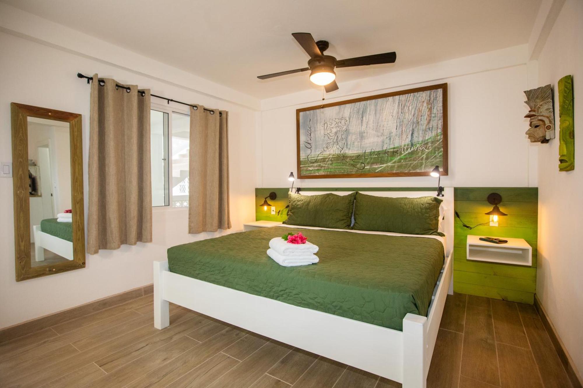 Treetops Hotel Caye Caulker Dış mekan fotoğraf